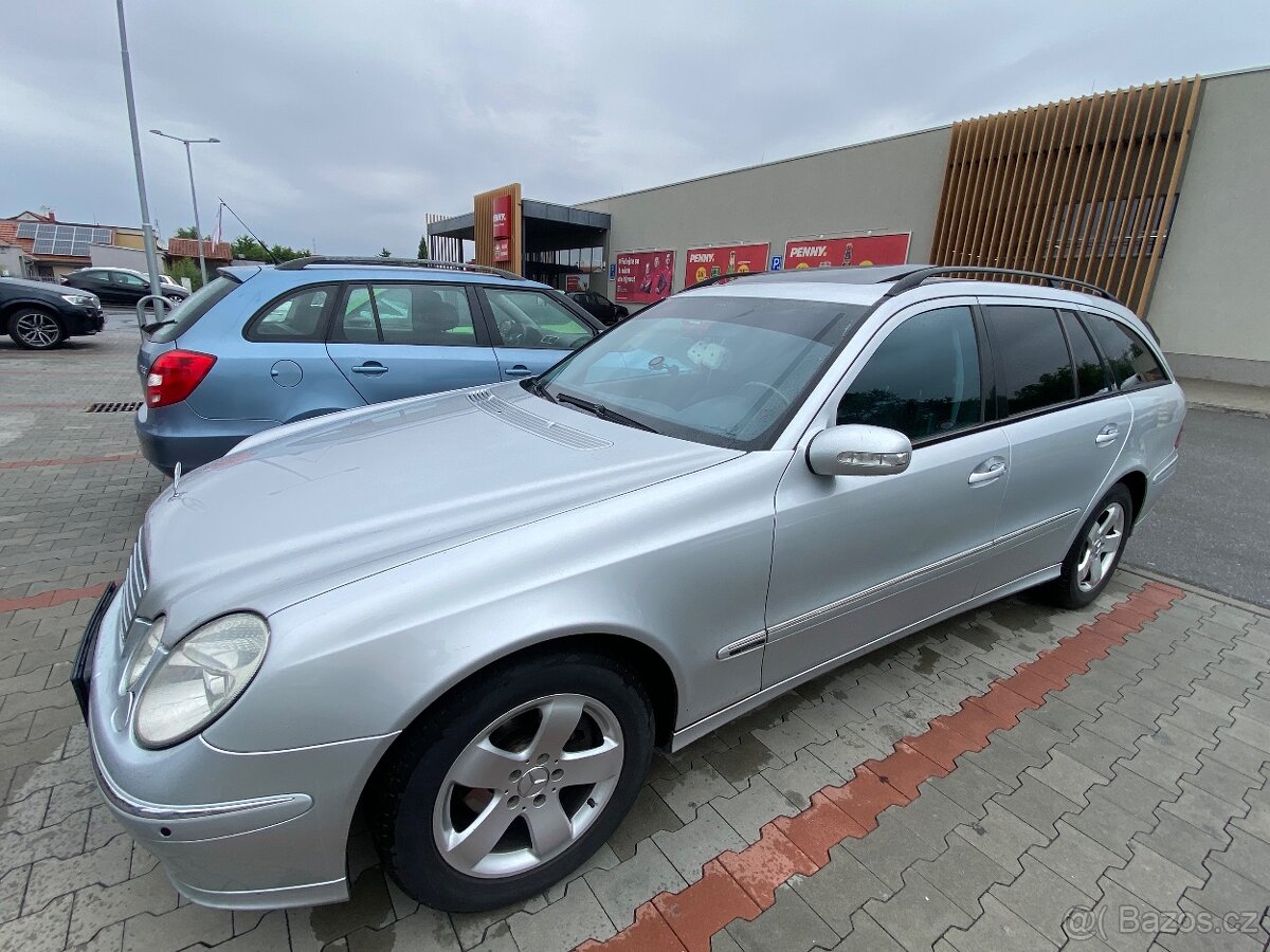 Mercedes Benz E280CDI V6 výbava AVANTGARDE