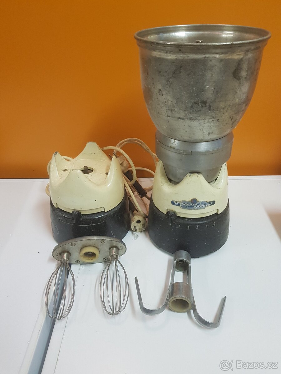 Retro mixer robot 2 kusy