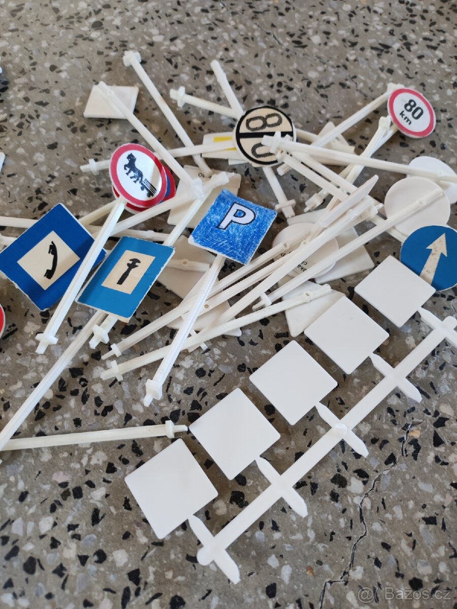 Autodráha Ites, Faro, Gonio - značky