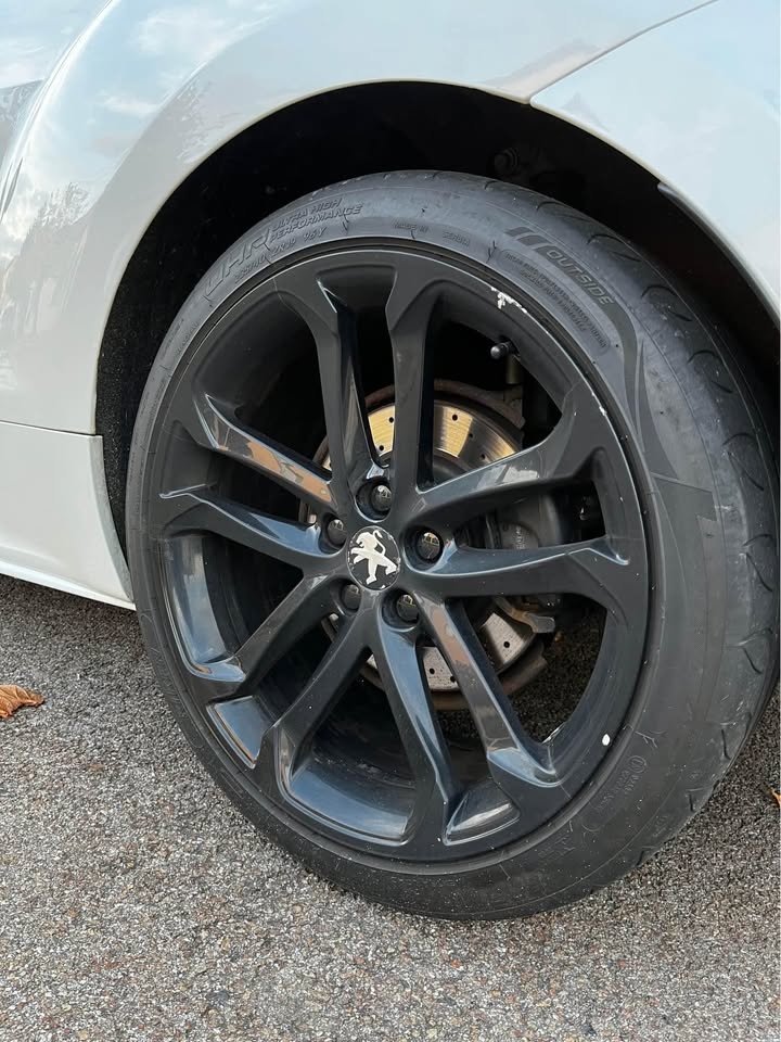 RCZ Kola 19 Peugeot,308/407,3008,5008