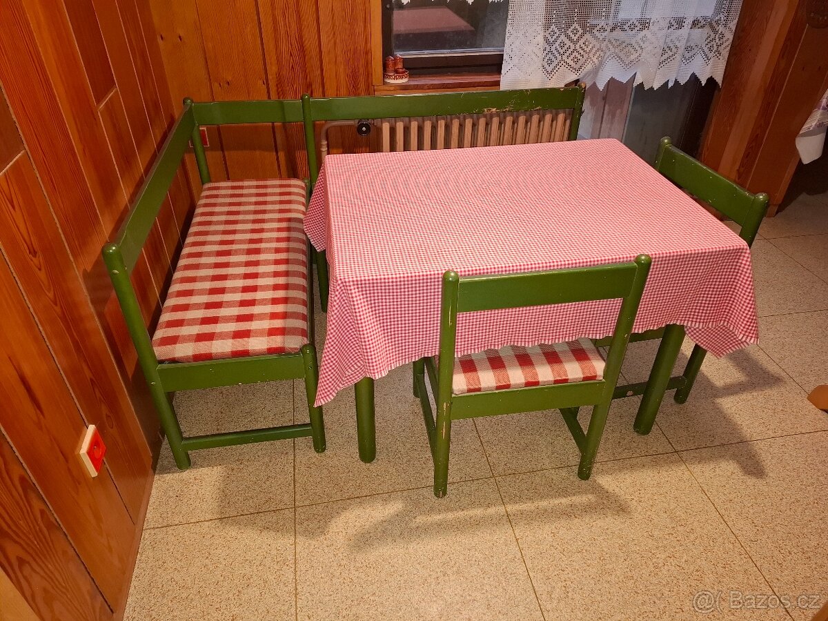 Prodám rohovou lavici