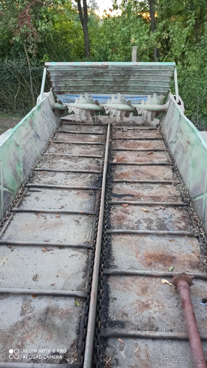 Rozmetadlo hnoje RU5