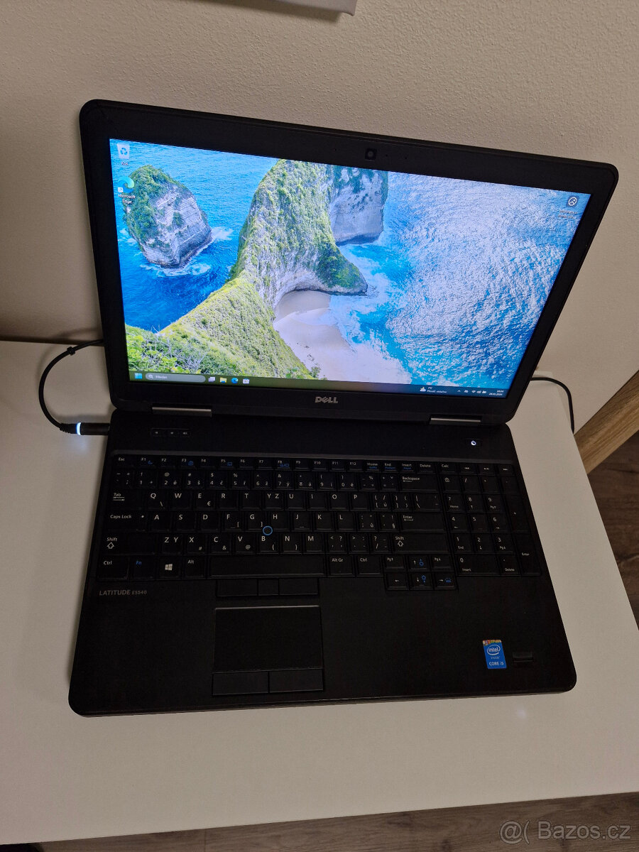 Dell Latitude E5540 15,6" i5 8GB RAM 250GB SSD Win 11