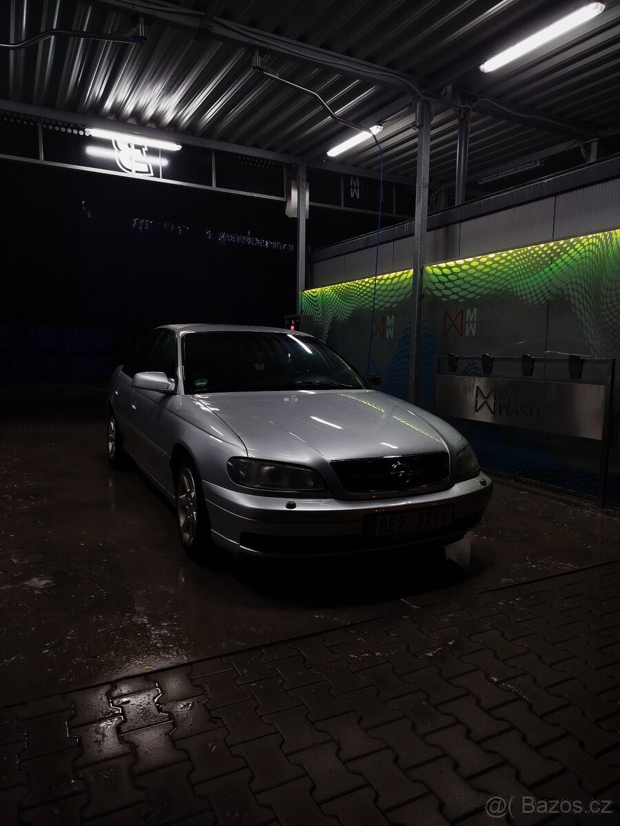 Opel Omega