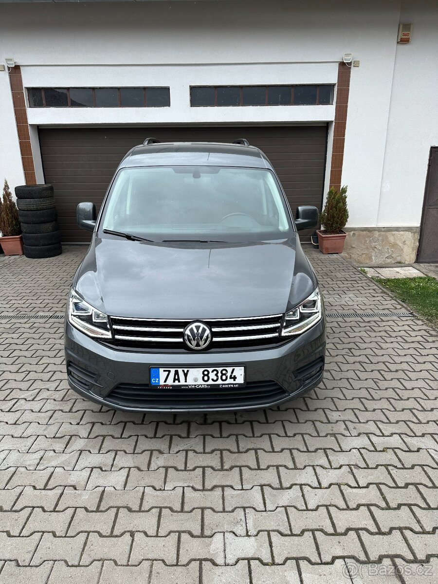 VW Caddy 2:0 tdi 85KW led světla, Tažné zařízení