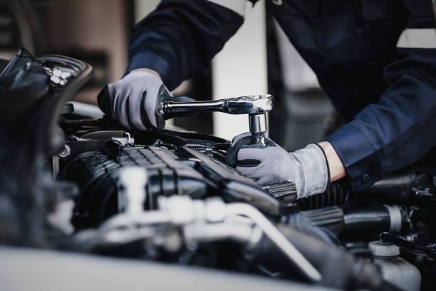 Automechanik Děčín – mzda 45 000 Kč