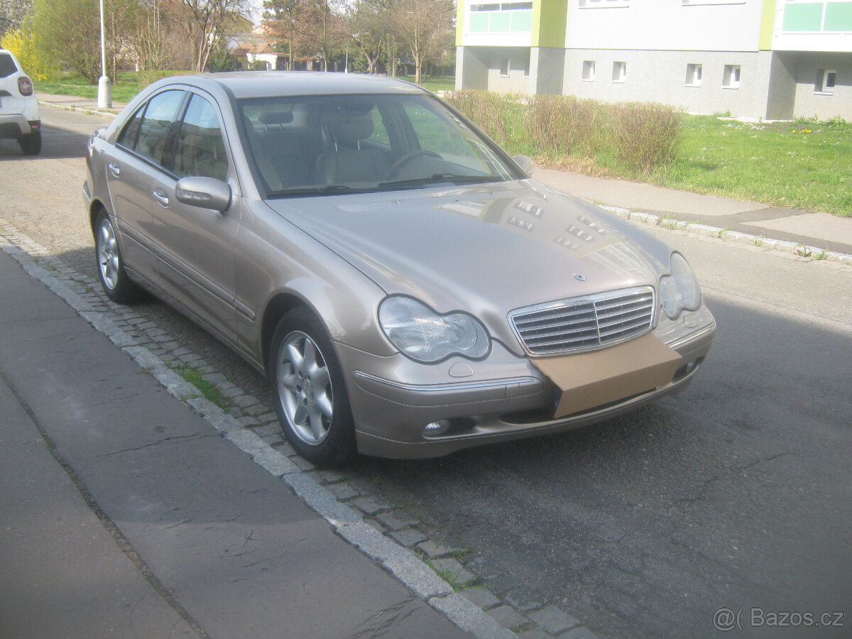 Prodám osobní auto Mercedes-Benz C 270 CDI r.v. 2001.