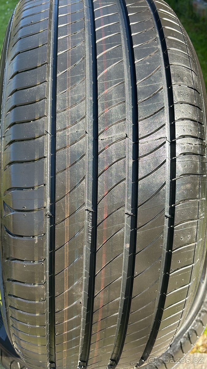 235 50 R19 Michelin Primacy 4 2025