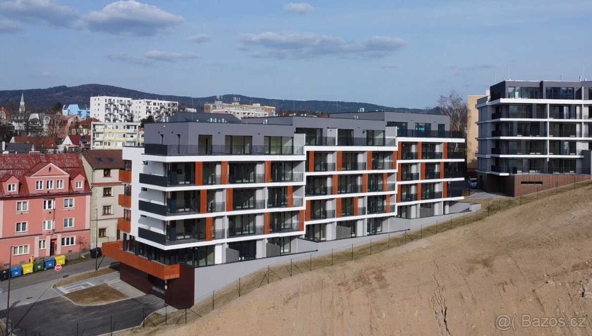 Pronájem nového bytu 2+kk s možností parkování, Liberec