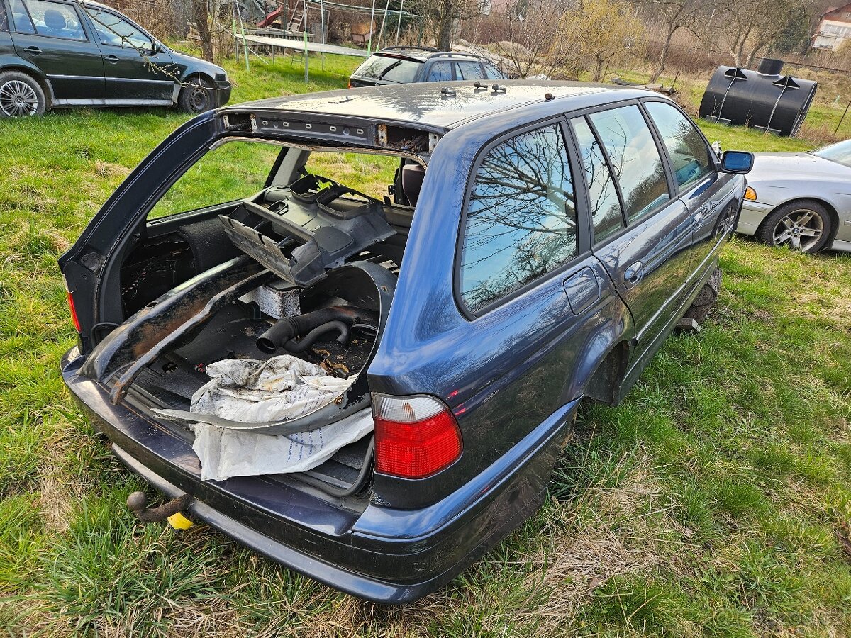 Bmw e39 525d, díly