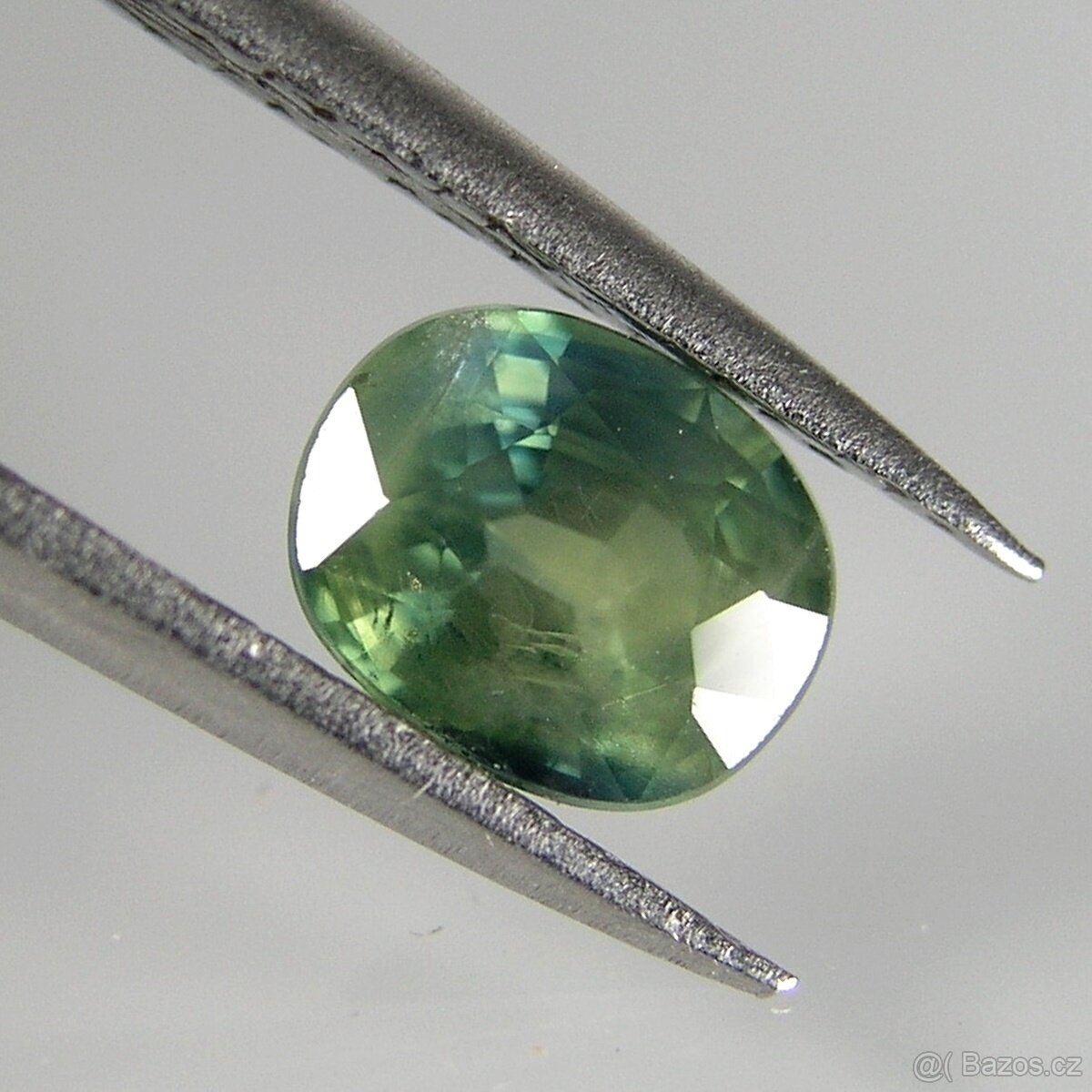 Safír-ovál, kombi - 0,86 ct.