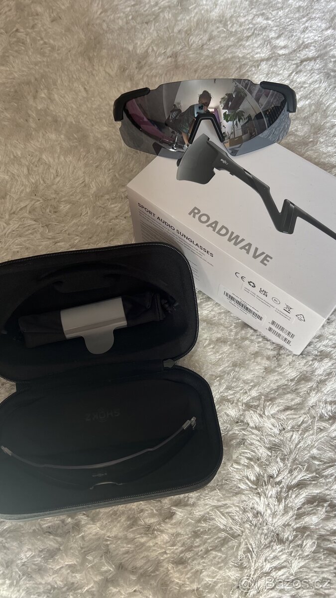 Sluneční brýle s integrovanými sluchátky Roadwave