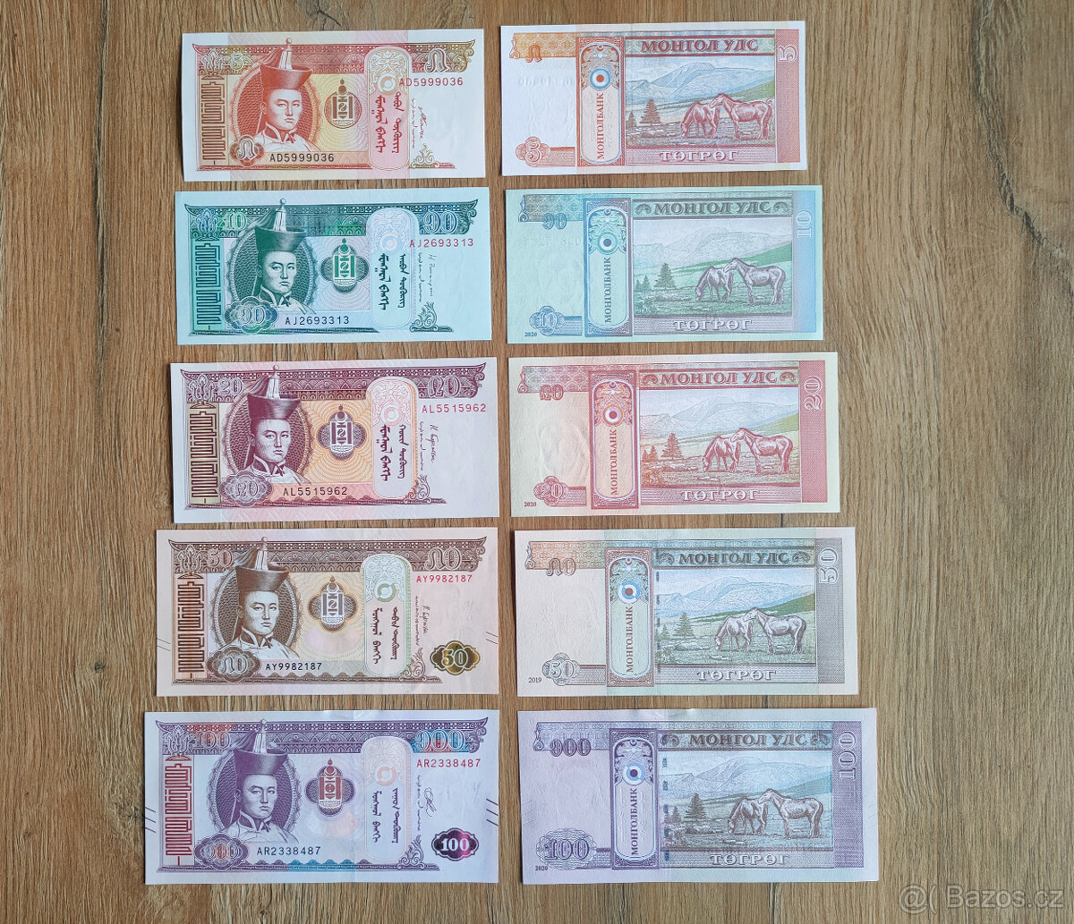 5 bankovek z Mongolska