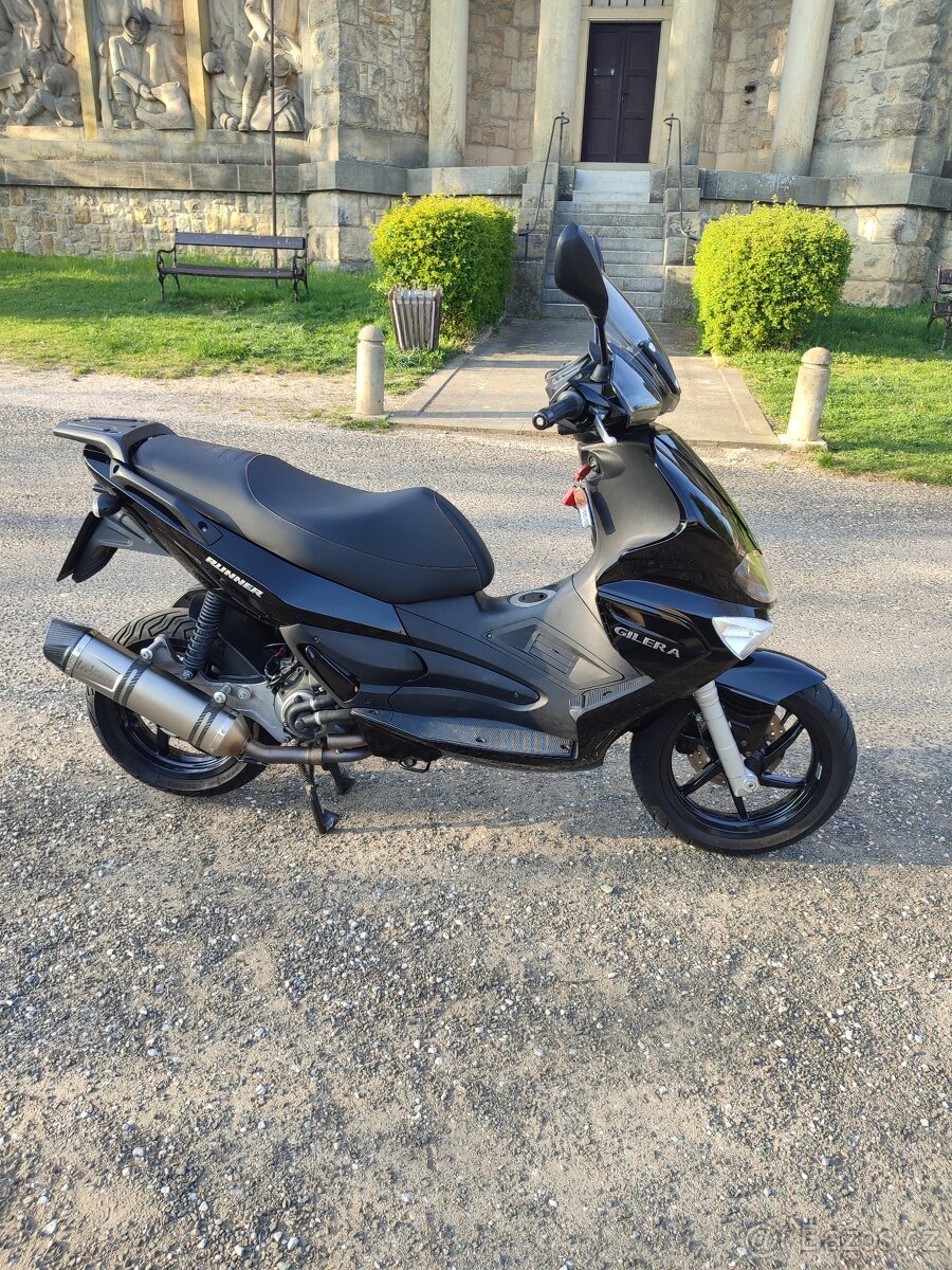 Gilera Runner 125 ST