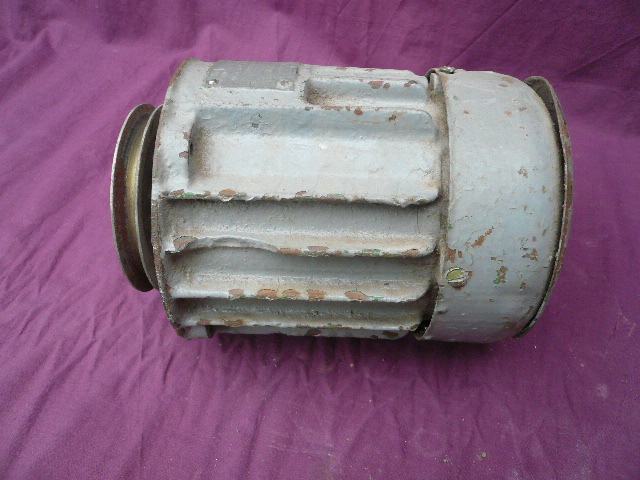 Motor 185W 3fázový