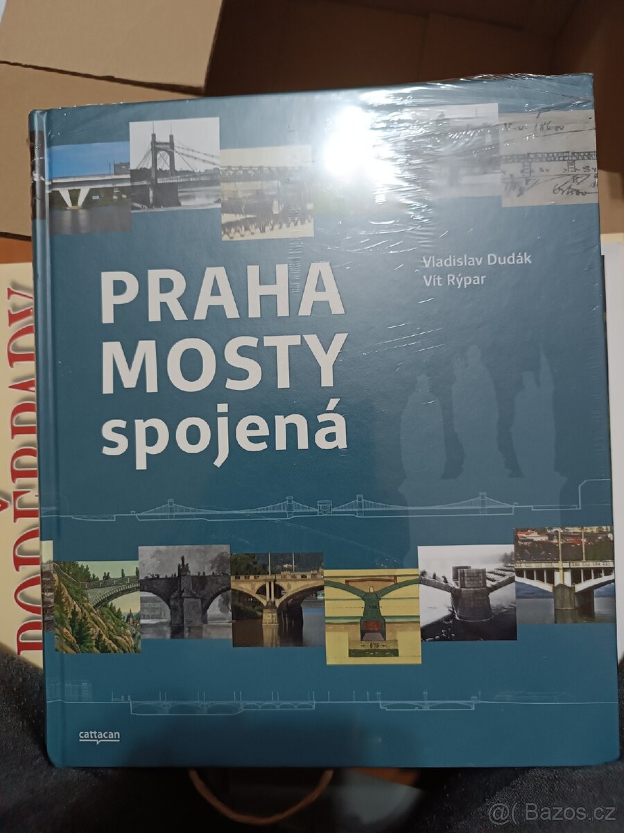 Praha mosty spojená