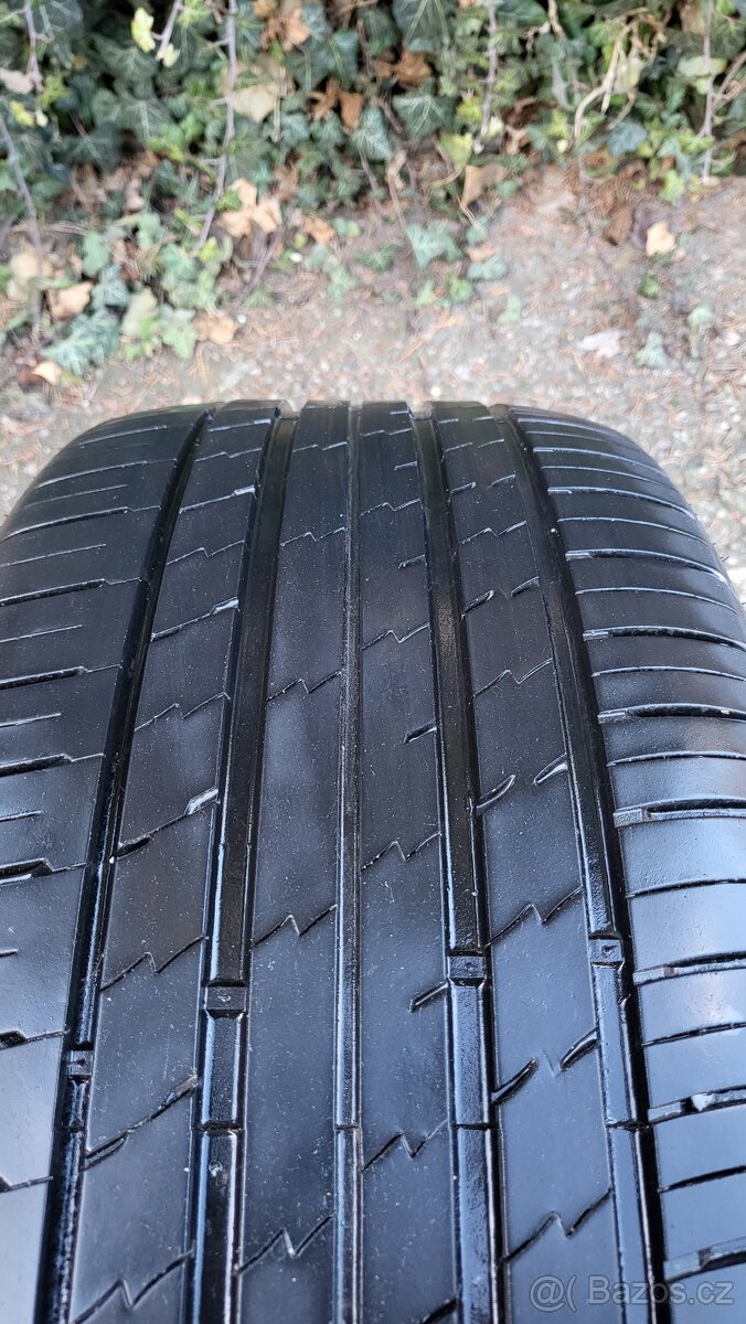4X letní pneu Tracmax X-Privilo 275/45/ZR 20 110 Y