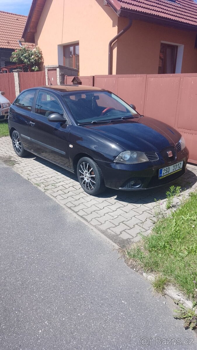 SEAT IBIZA