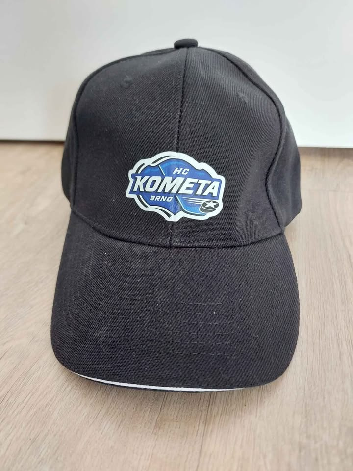Nová kšiltovka Kometa