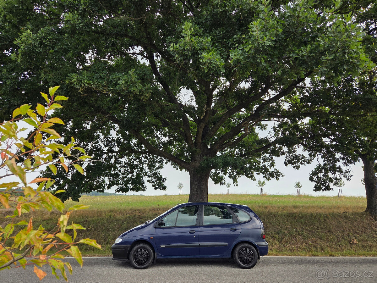 Renault Megane SCENIK - 1.6i - STK 2/2026 - Tažné
