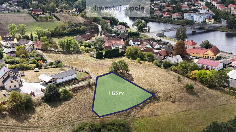 Stavební pozemek s již hotovým projektem - Kamýk nad Vltavou