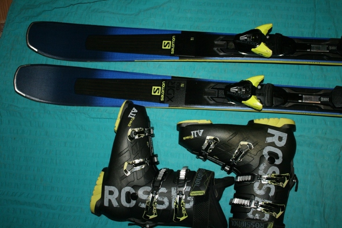 lyže salomon CFX 155 cm