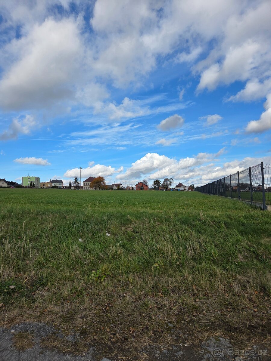Prodej pozemku v obci Jakubčovice u Hradce nad Moravicí