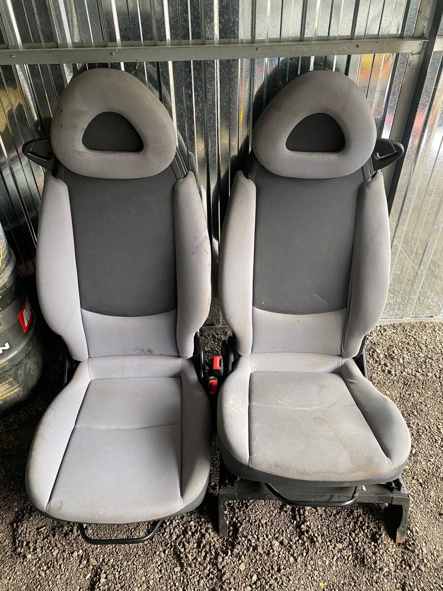Sedačky Smart ForTwo 450