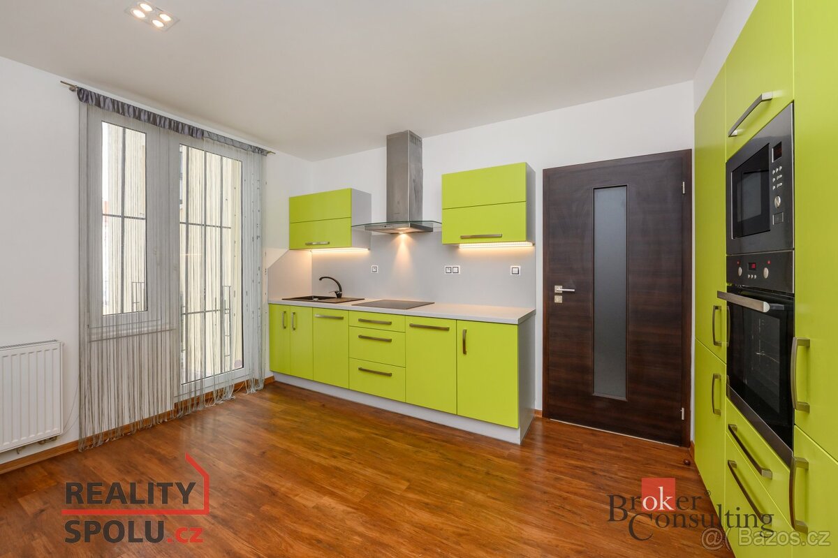 Pronájem, byty/2+1, 70 m2, Puškinova 2141/14, Jižní Předměst