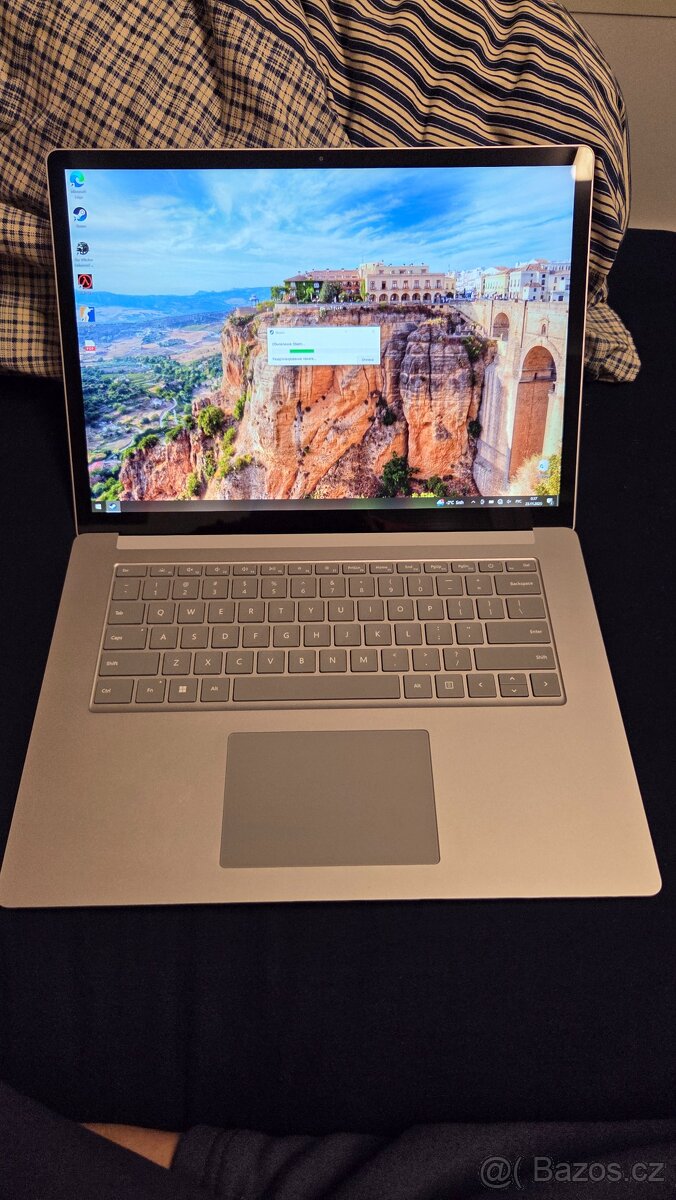 Microsoft Surface 15 RYZEN EDITION