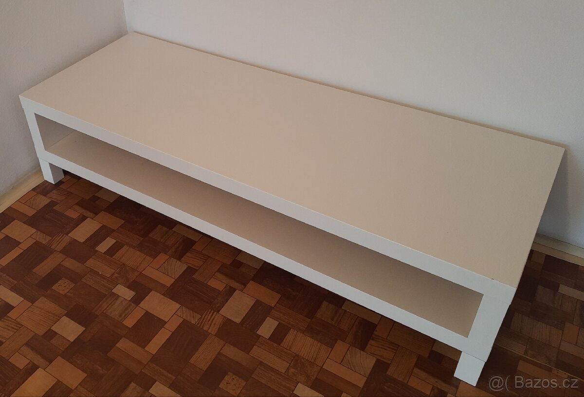TV stolek LACK Ikea bílý - šíře cca 150 cm