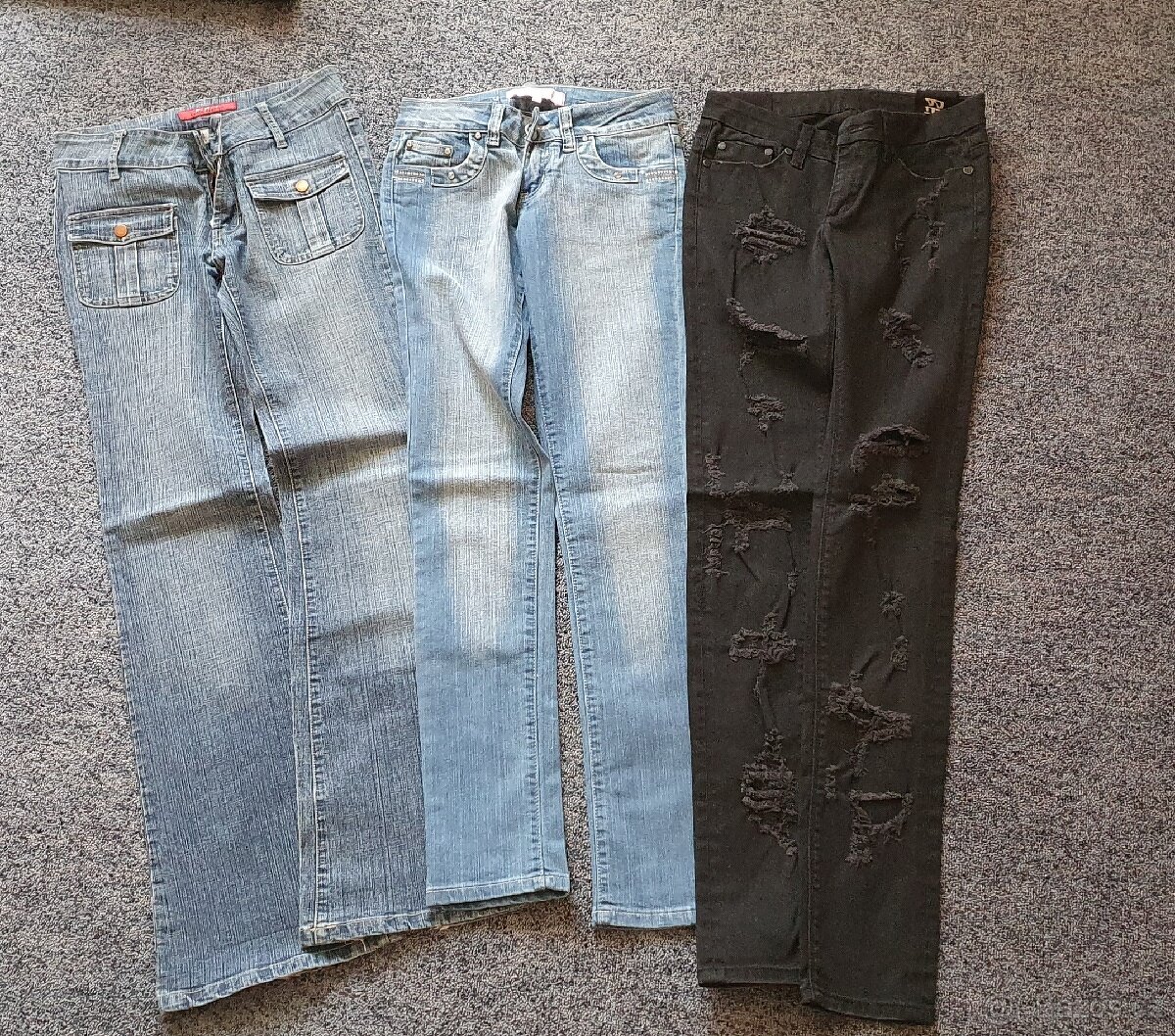 Prodám dámské - dívčí oblečení