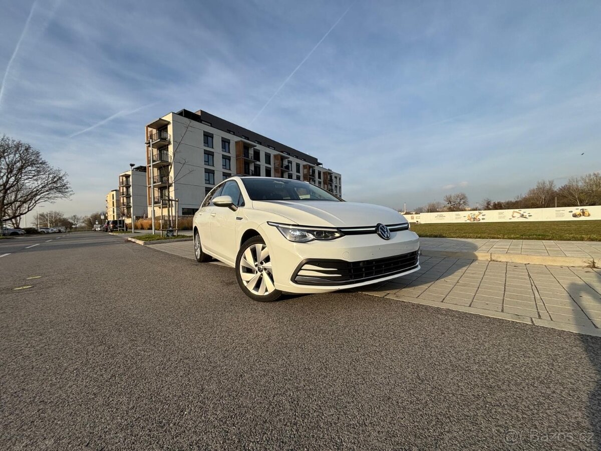 Volkswagen Golf 8 Variant Style 2.0TDI 110kW 2022 DSG LED