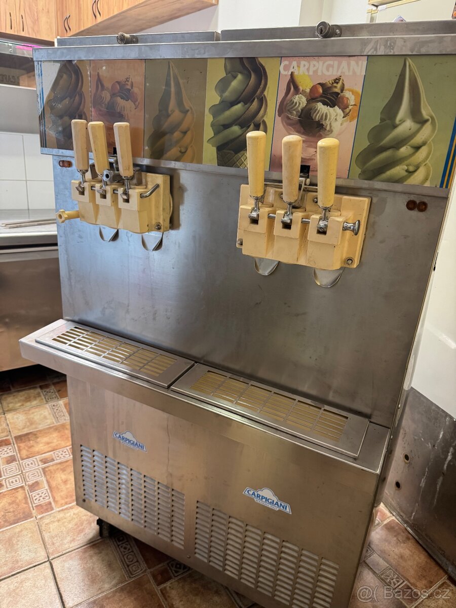 Zmrzlinovy stroj carpigiani 6 - ti paka