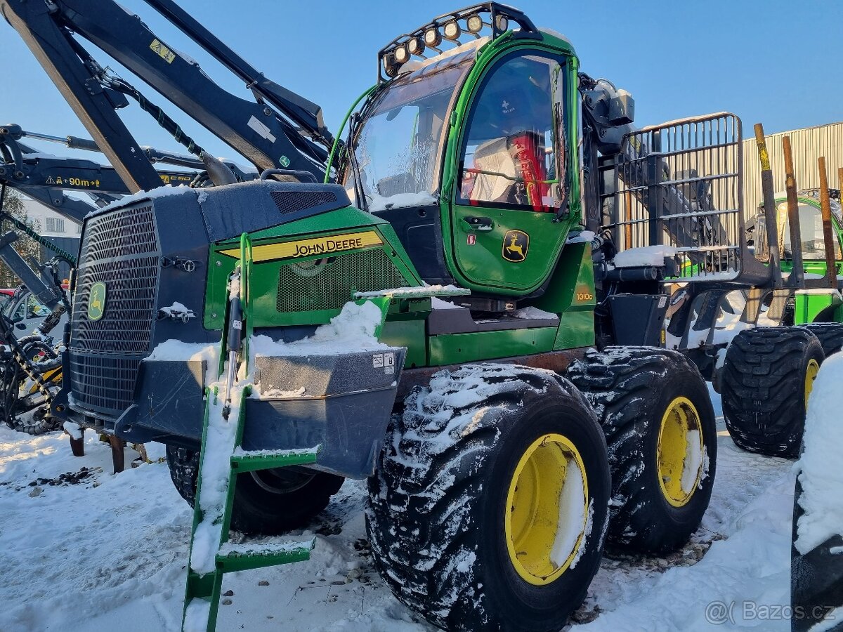 Vyvážecí souprava JOHN DEERE 1010G