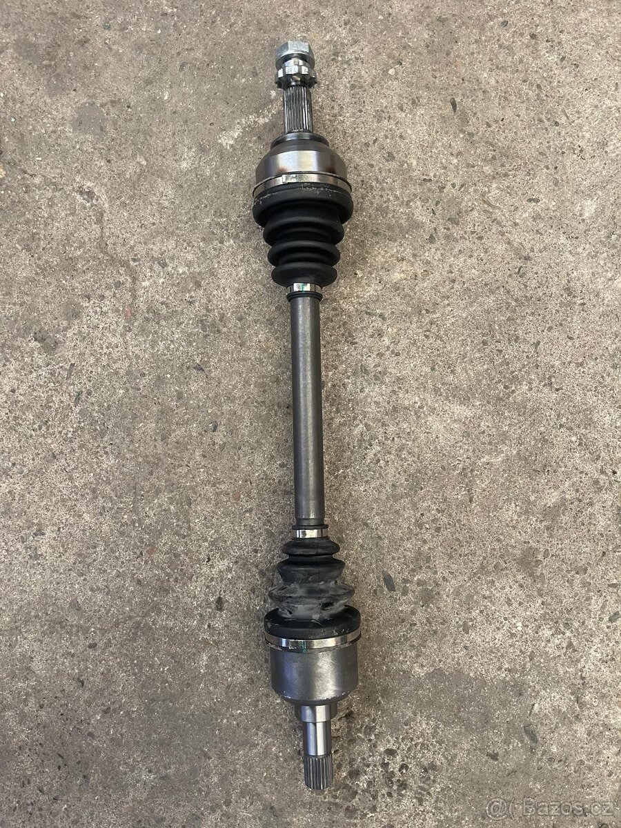 3272GG Levá poloosa