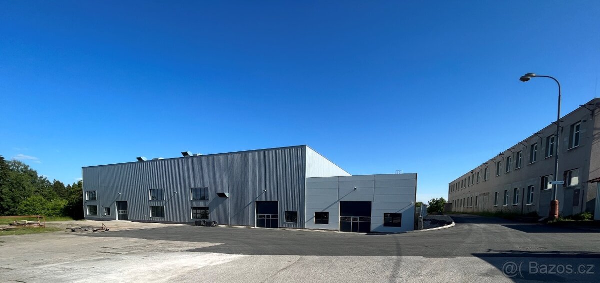 MONTÁŽNÍ TECHNIK - VÝROBA DŘEVOSTAVEB NOVÁ PAKA