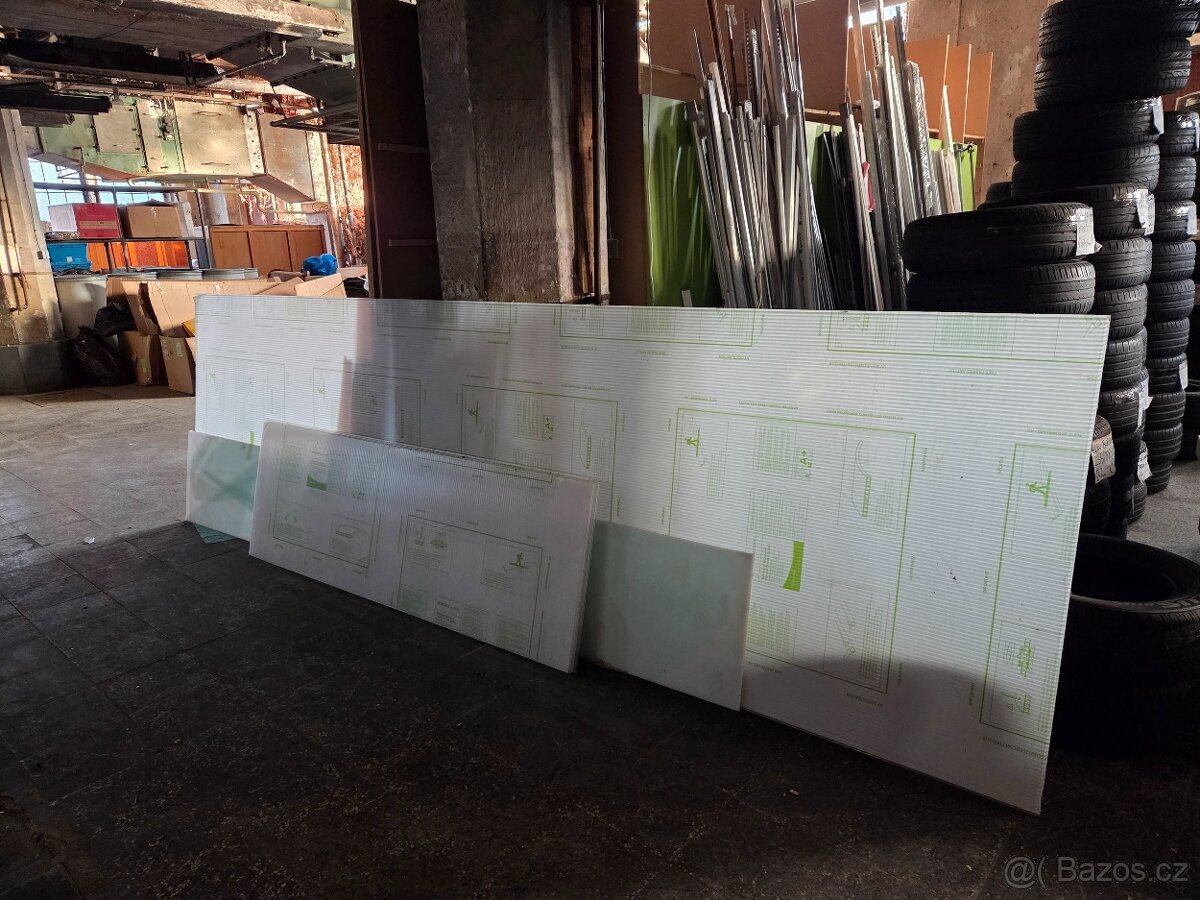 Prodam komurkove plexi 10mm, mlecne plexi 4mm