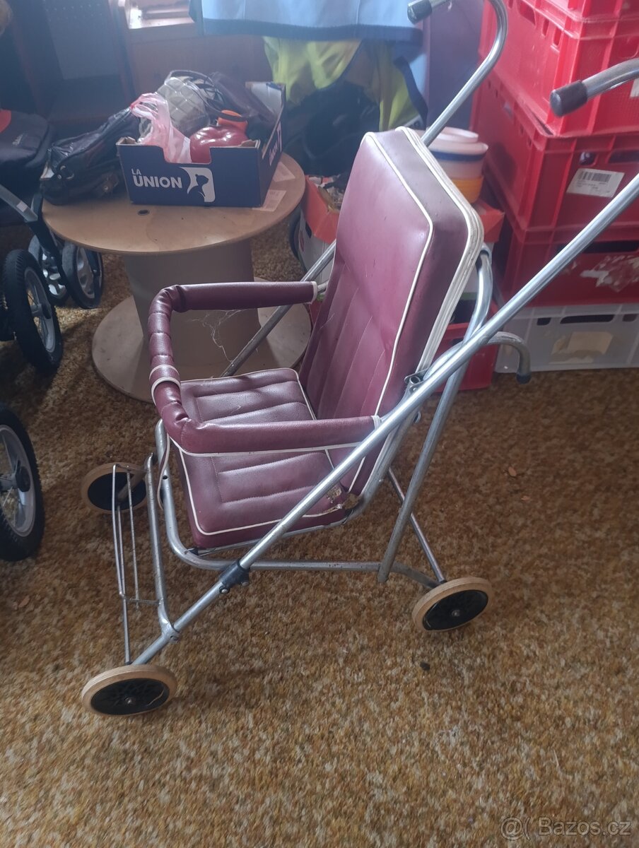Retro kočárek