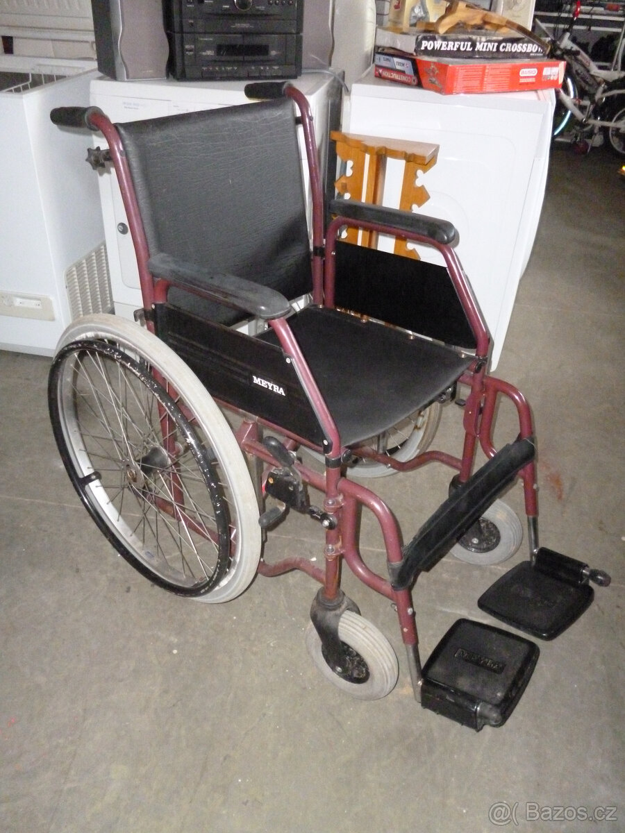 invalidní vozík stav velmi dobrý za 2000kč