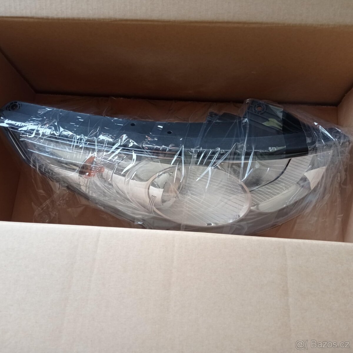 Levé přední světlo Hyundai Ix35