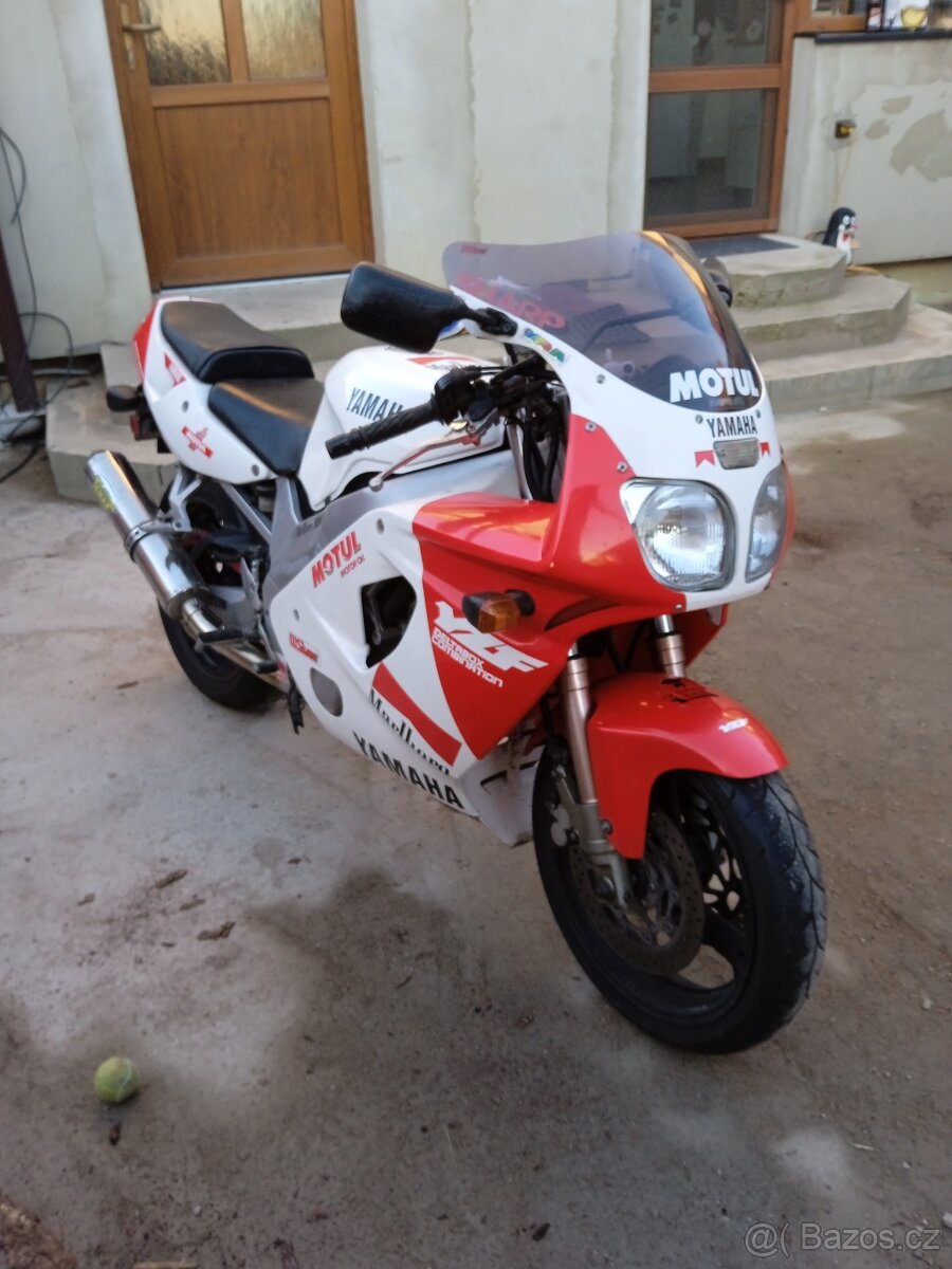 Yamaha yzf 600 Genesis