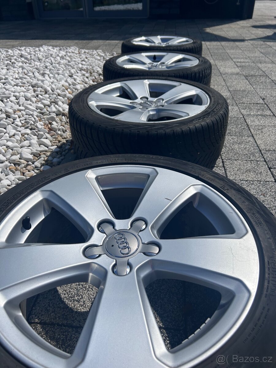 Kola Audi A3