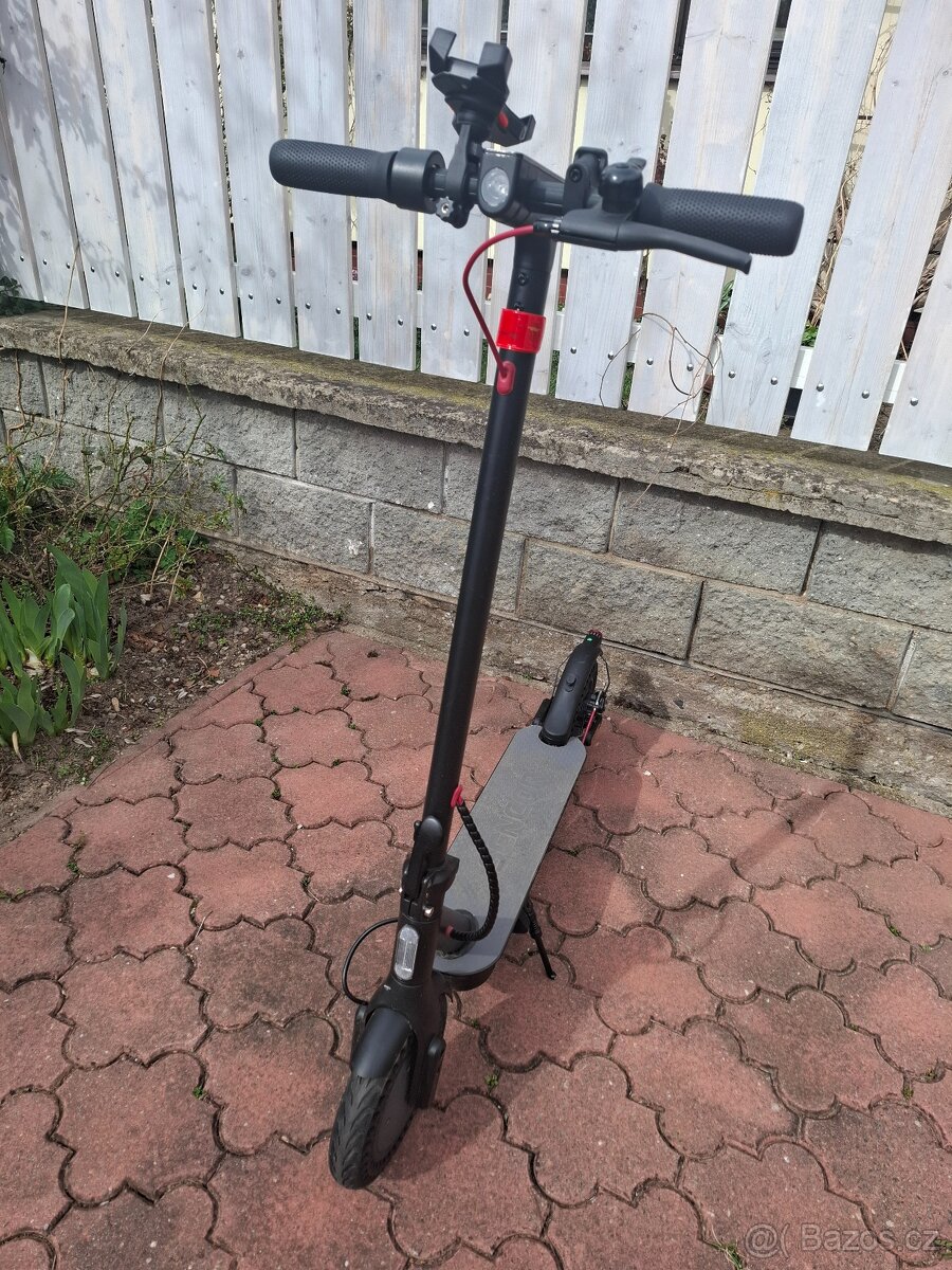 Prodám elektrickou koloběžku Sencor Scooter two