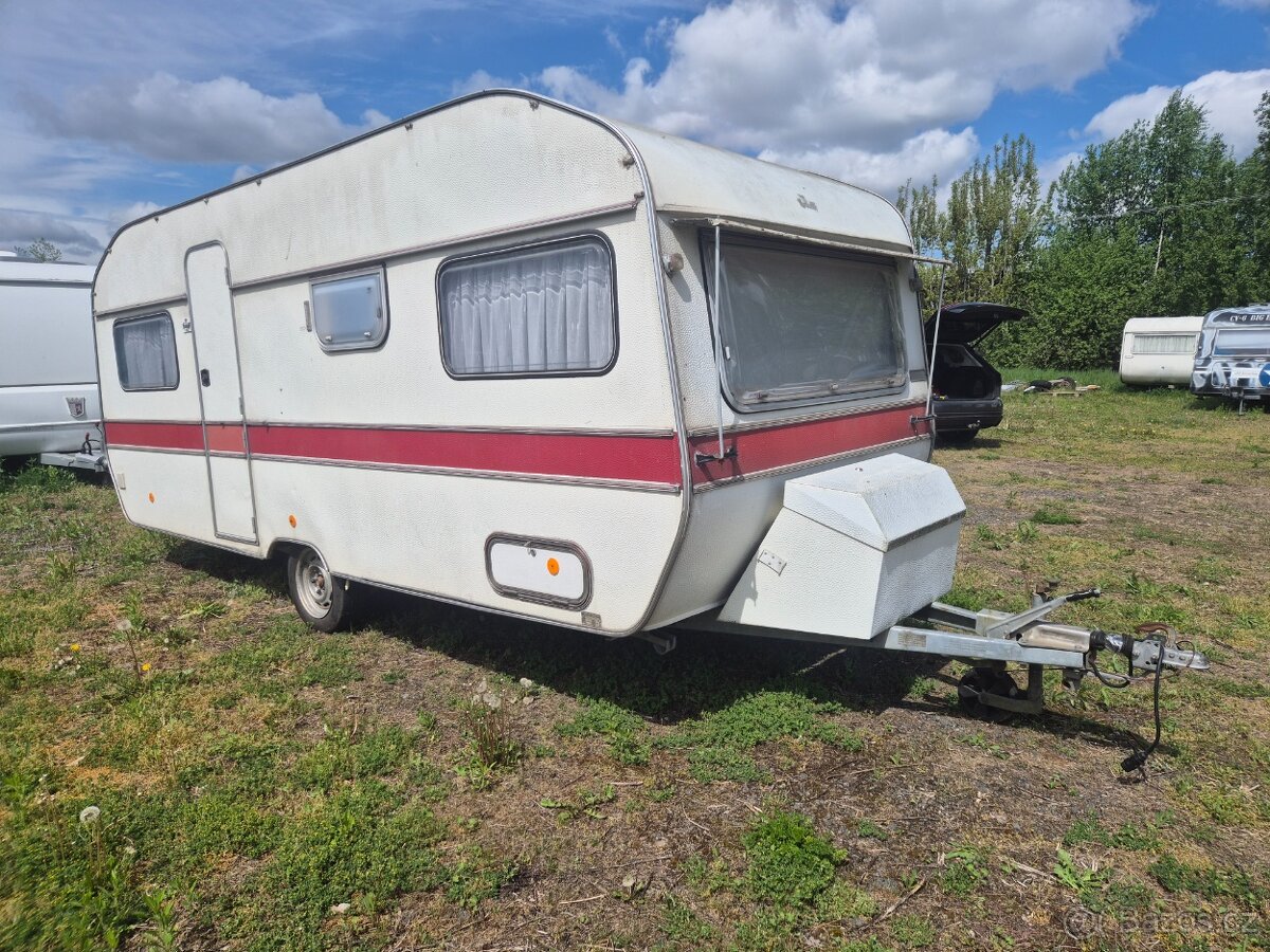 Prodám karavan Wilk 540