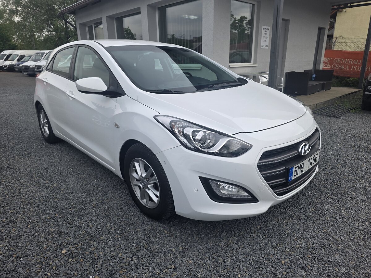 Hyundai i30 1.6 1majitel 63 TKM 249 000 Kč