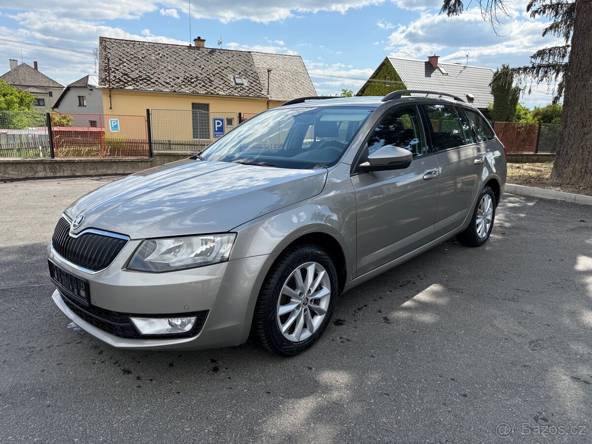 Škoda Octavia 3 kombi 1.4tsi 103kw DSG vyhřívané sedačky