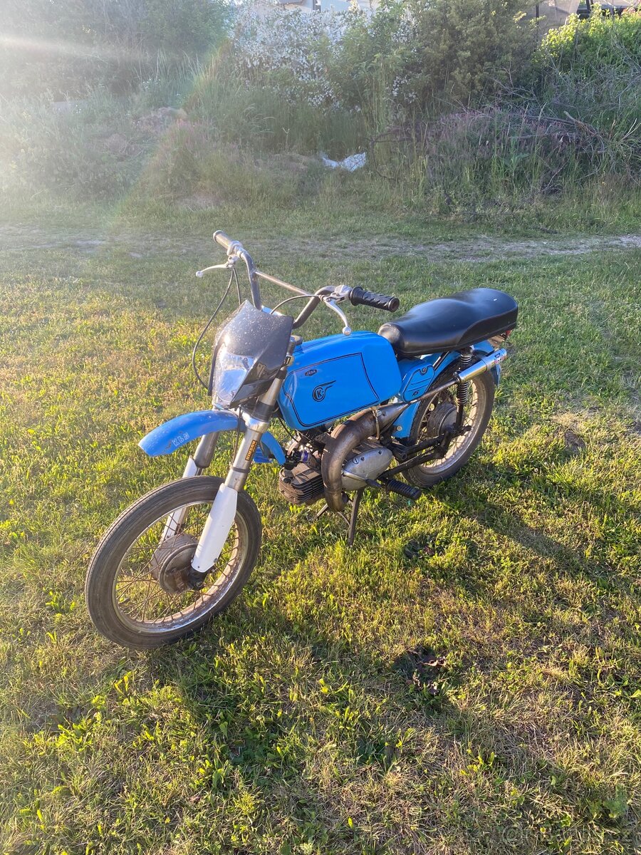 Jawa mustang 23