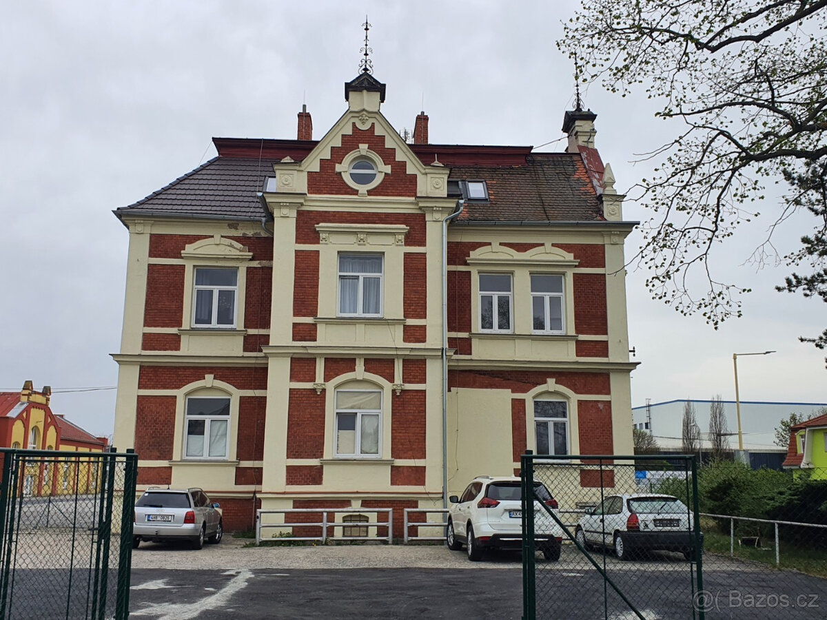 Prodej bytu 1+1 v České Lípě, Dubice.