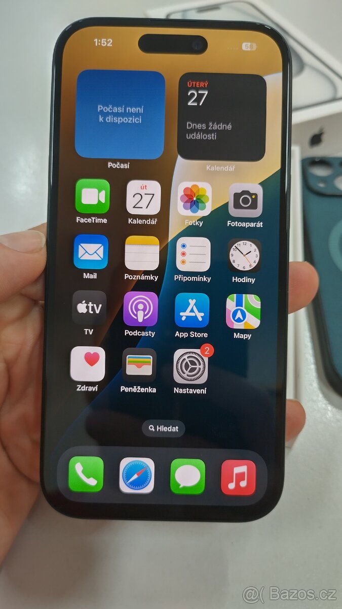 Apple iPhone 15 128GB, zánovní, perfektní stav,baterie 100%